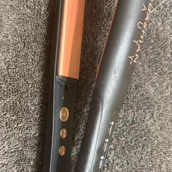 Kardashian Black Hair Straightener - Picture 7 of 7